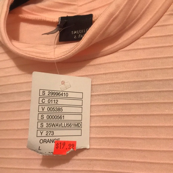 Urban Outfitters crop top - Picture 2 of 4